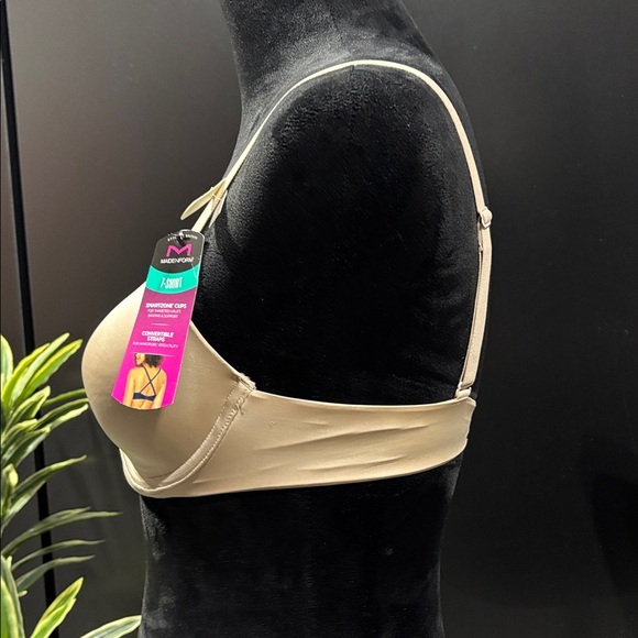 Maidenform T-shirt bralette, smart zone underwire cups, convertible, straps - Picture 3 of 6